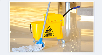 Recommended a very common cleaning tool-mop wringer bucket